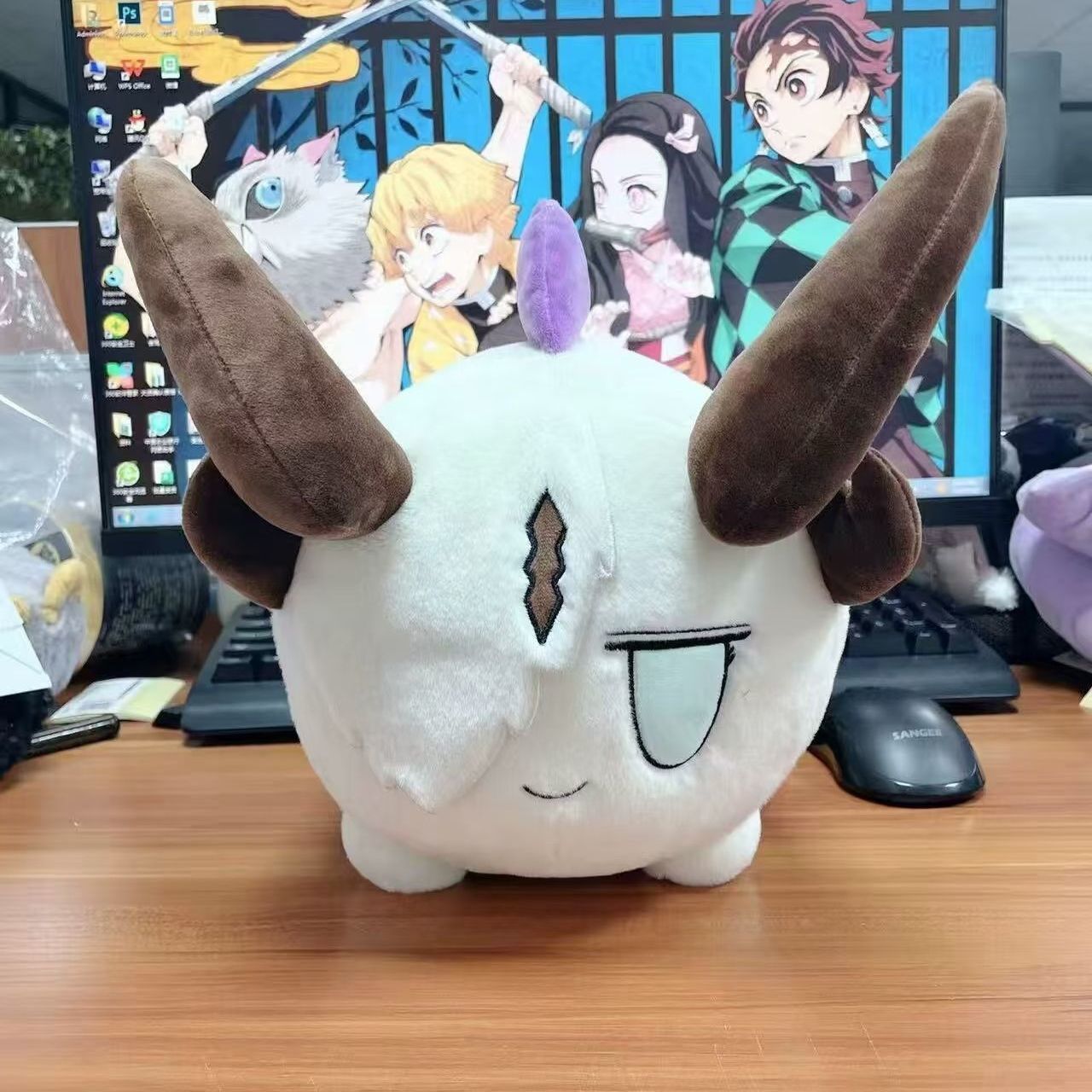 Nuovo Peluche Anime Arknights  - Home Decor Zone recensione e prezzo