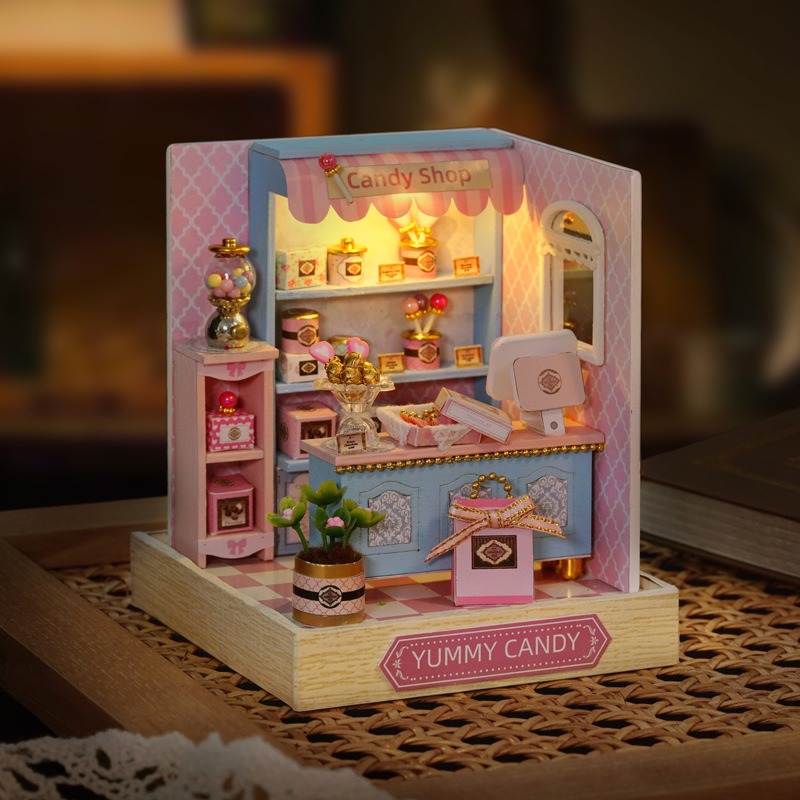 Mini Kit Casa delle Bambole: C - Home Decor Store recensione e prezzo